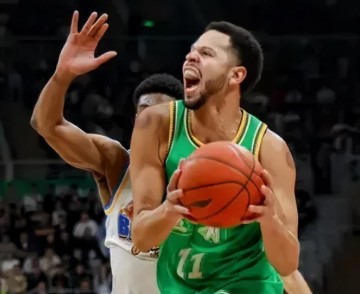 辽宁87-75新疆2喜2忧！哈维+鄢手骐回暖，布罗金顿仍未重用！